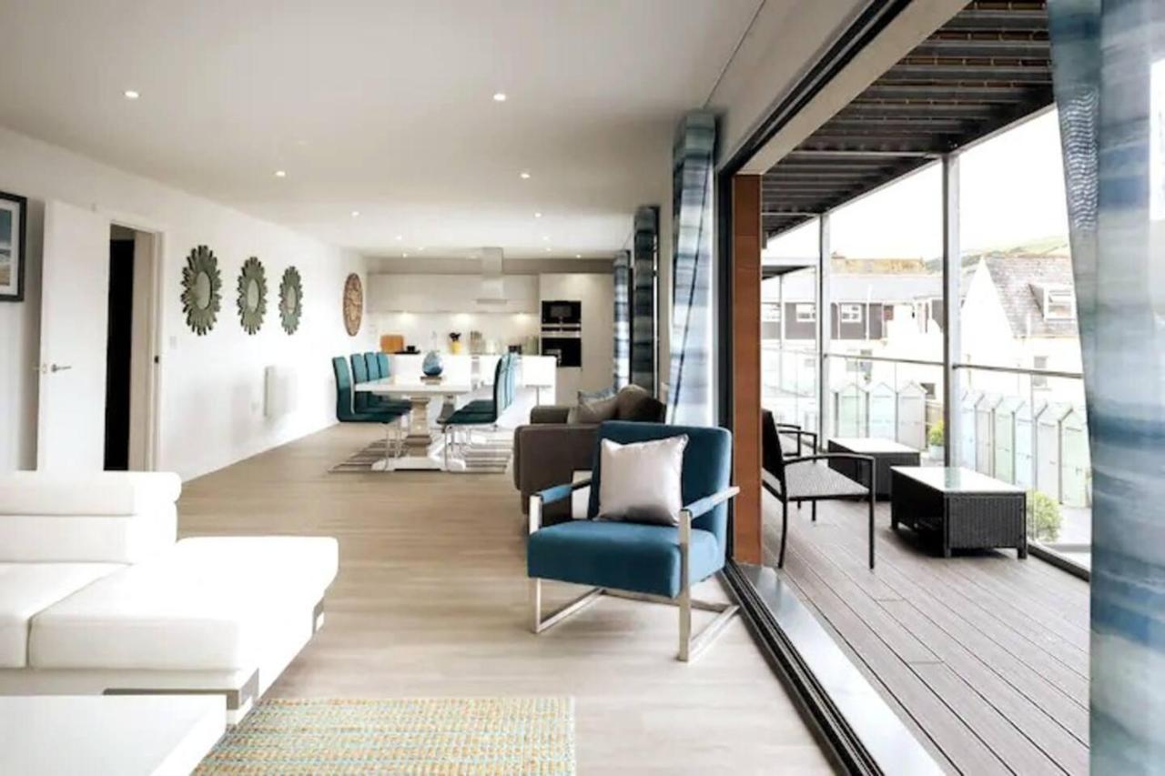 4Br-8Guests-Balcony-Beachview-Pool-Pets ウーラクーム エクステリア 写真